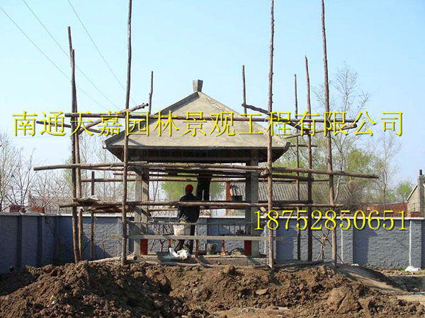 苏州太源食品厂区凉亭、塑木长廊施工进展